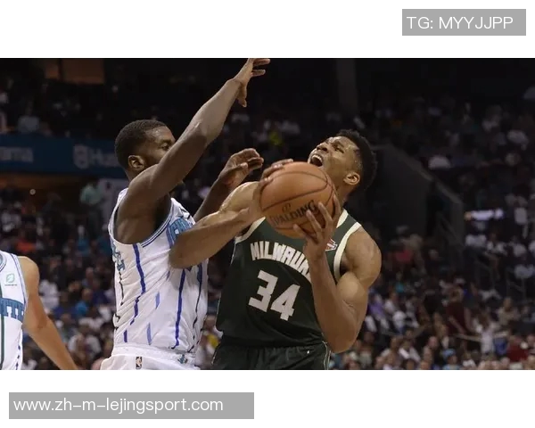 黄蜂与雄鹿激战正酣球迷期待精彩对决与逆转时刻